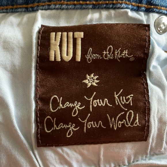 KUT from the Kloth Ripped “Catherine Boyfriend” Jean - Picture 11 of 11